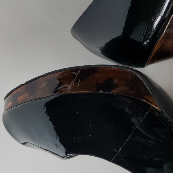 Jessica Simpson peep toe pumps black with tortoise heels and base, size 7 - Picture 6 of 9